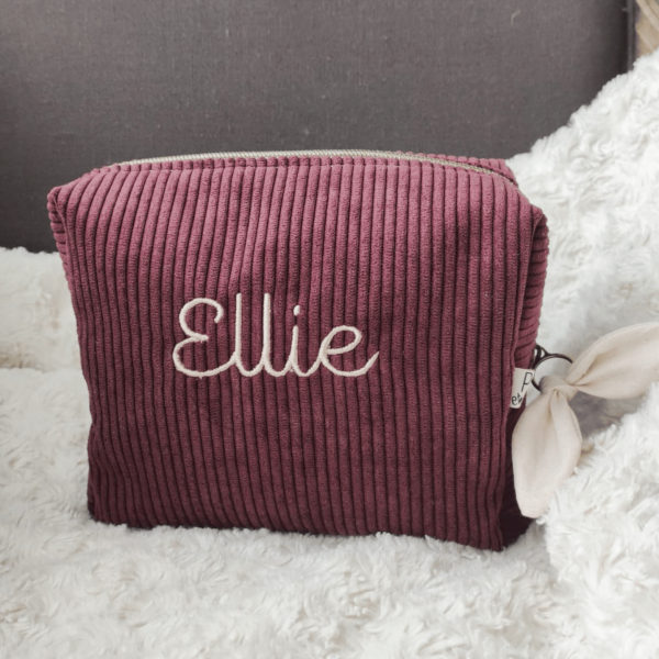 trousse de toilette velours côtelé prune, accessoires personnalisés cadeau de naissance, de petits fils et de coton